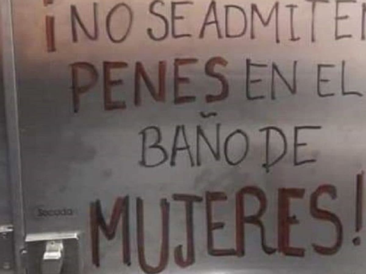 Mensajes discriminatorios contra trans en baños de mujeres de Univalle