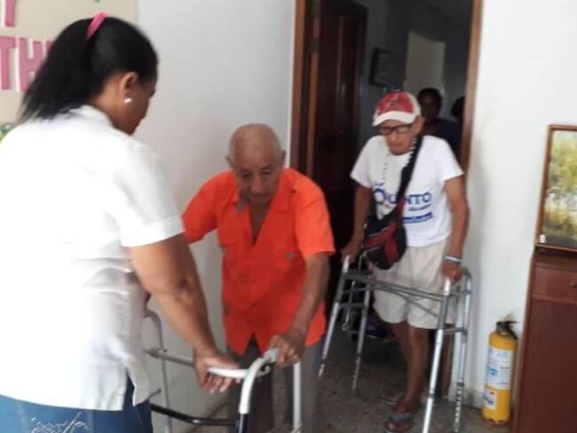 Buscan a adultos mayores que no han cobrado subsidio económico en Cartagena