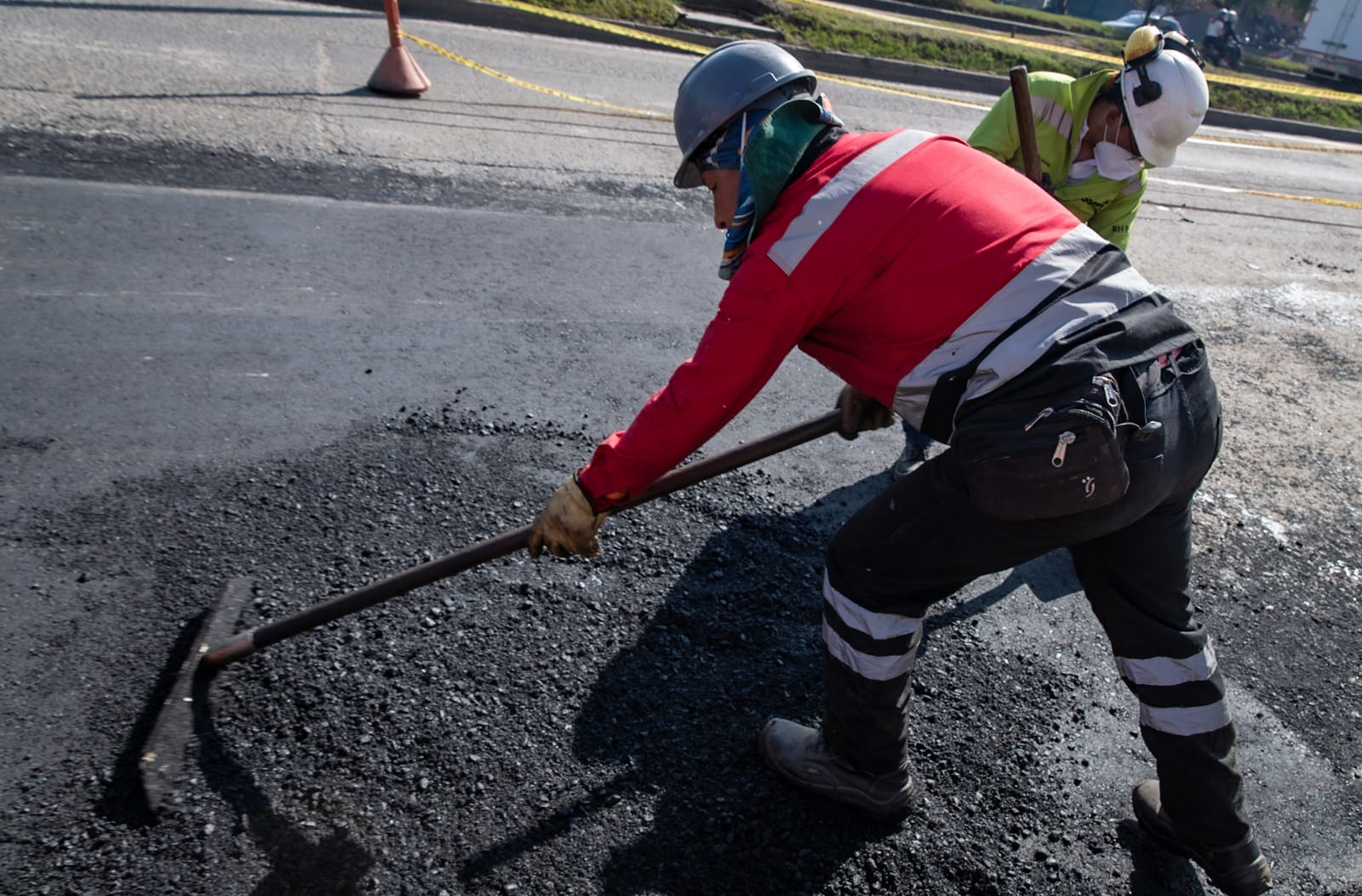 Se suspenden temporalmente obras públicas en Bogotá por paro de transportadores