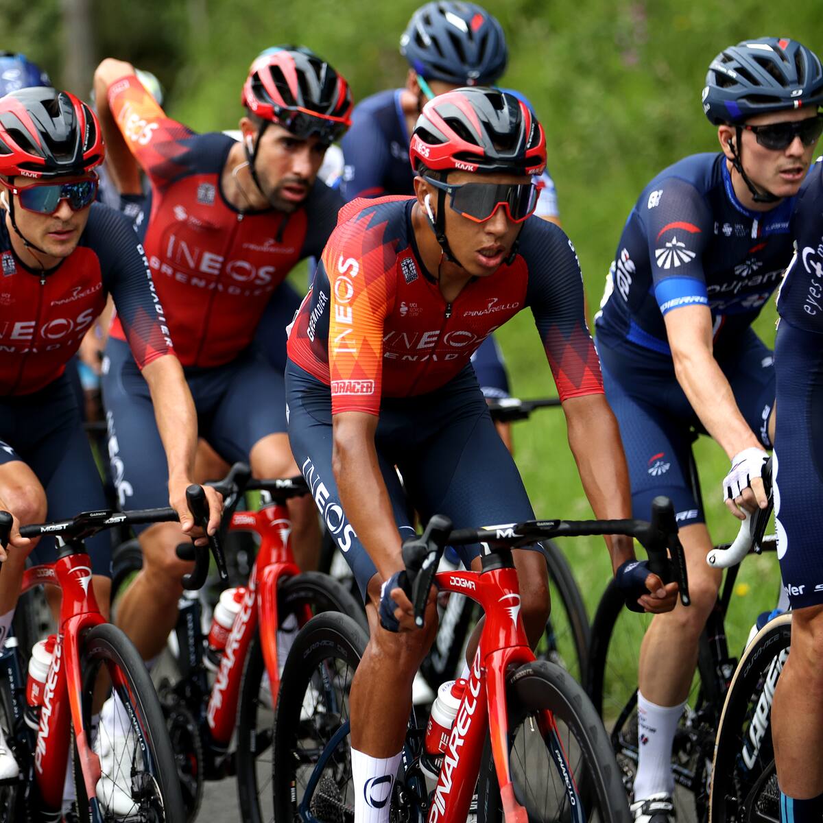 Egan Bernal: “El equipo me decía que siguiera apretando; ‘tú eres un milagro’”