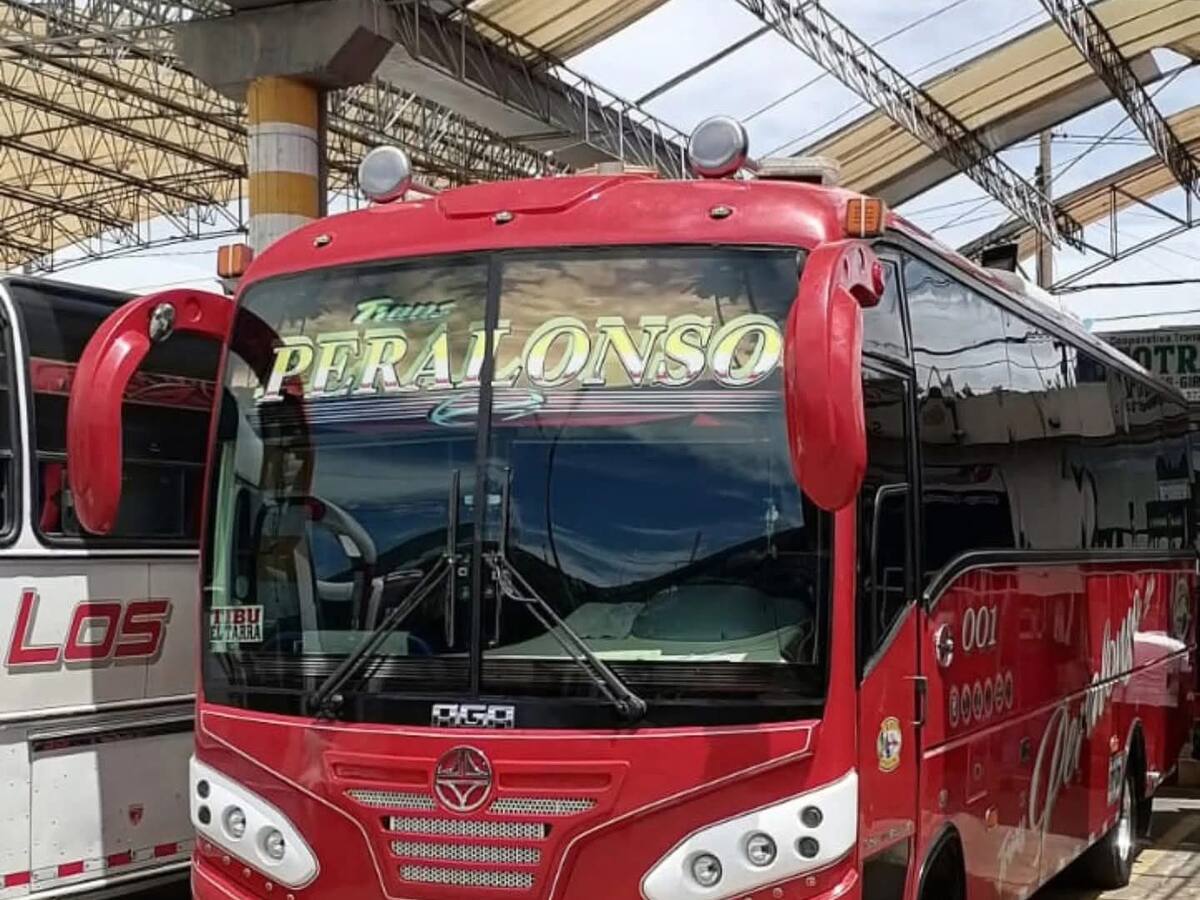 Retienen a conductor y ayudante de bus en el Catatumbo