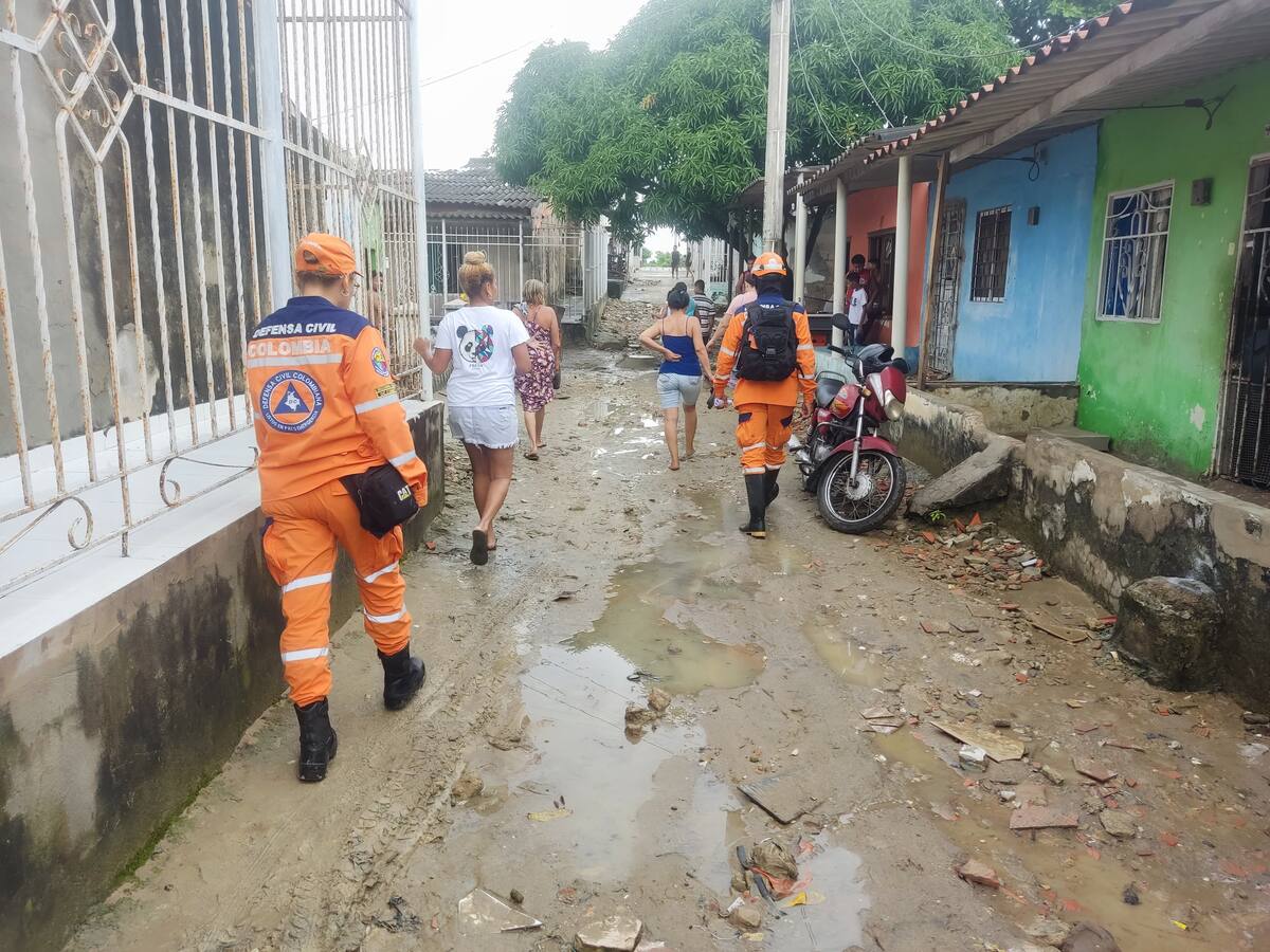 Cerca de 100 familias damnificadas en Barranquilla por desbordamiento de arroyo