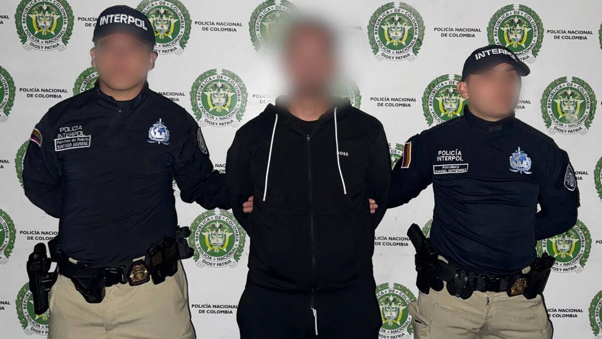 Capturado en Aeropuerto El Dorado prófugo de Kosovo con notificación roja por homicidio