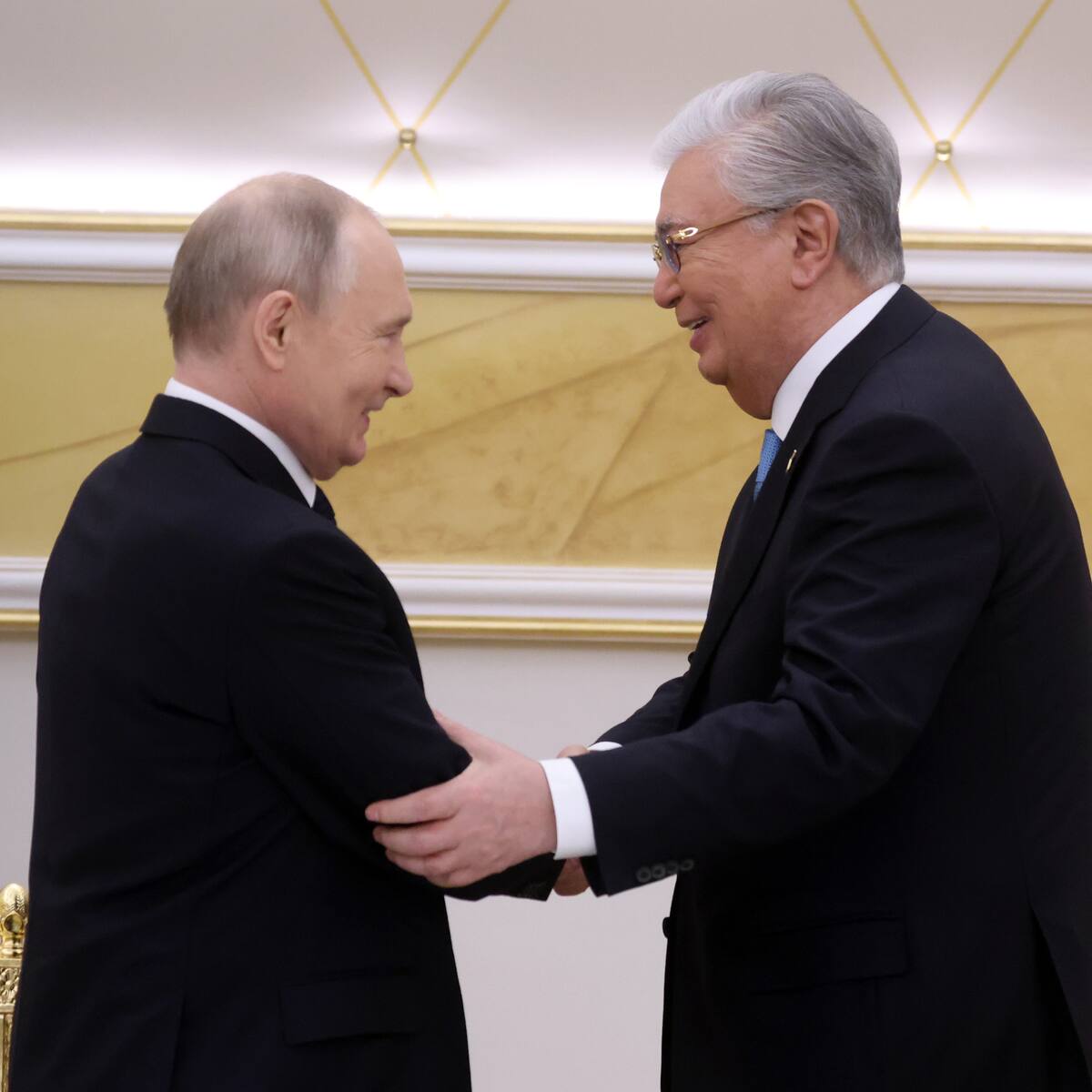 Putin extiende cooperación nuclear hacia Kazajistán