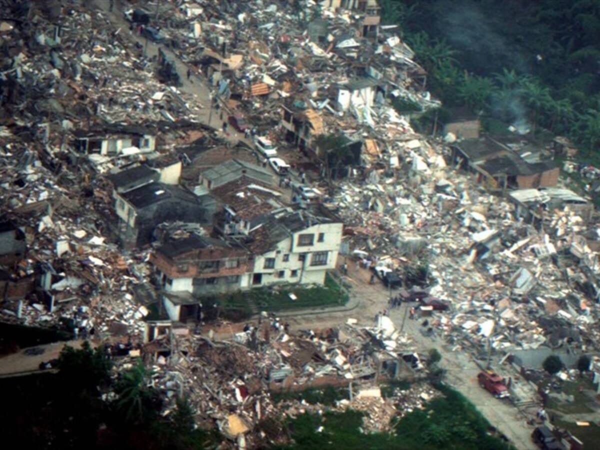 Luis Carlos Villegas habla de la recuperación de Armenia frente al terremoto que hubo