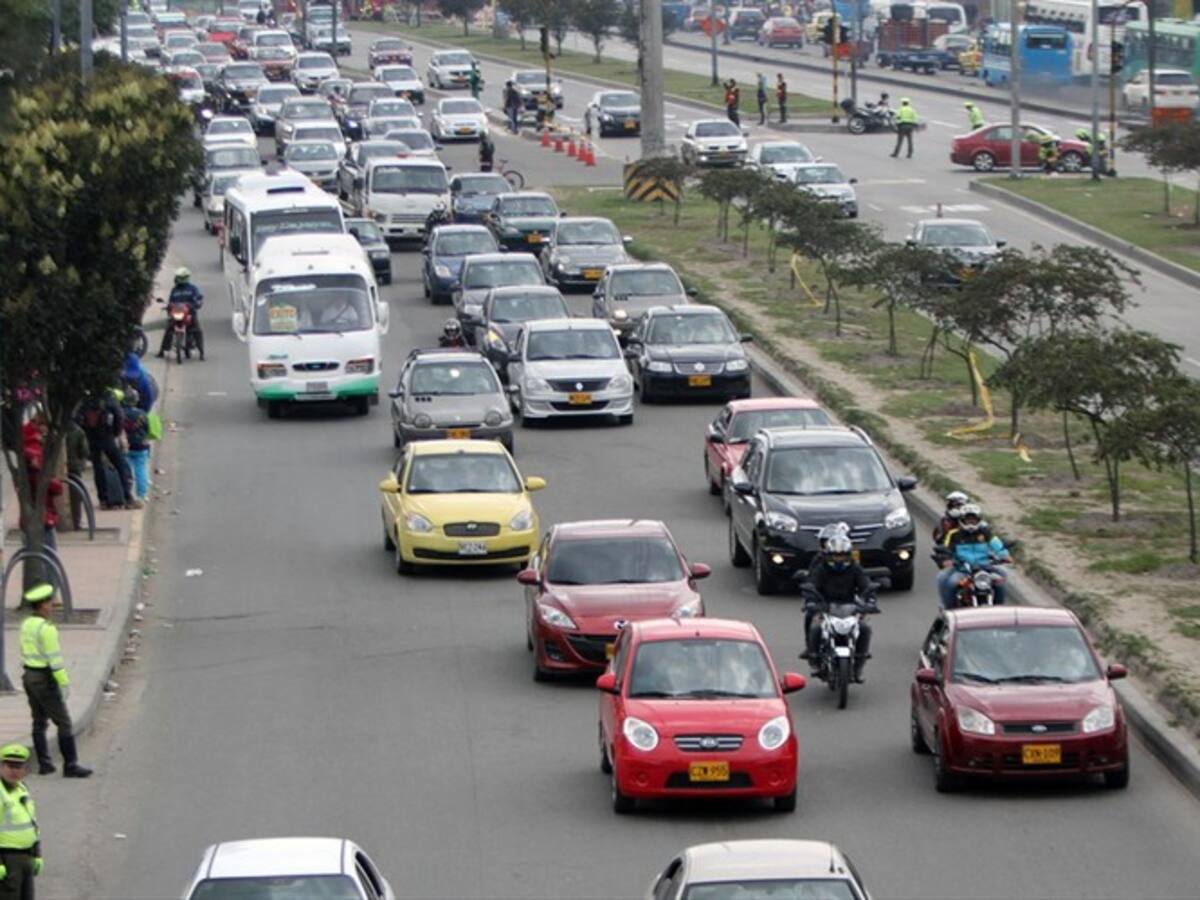 El 70% de carros en Colombia no están asegurados contra terceros: presidente Autopartes