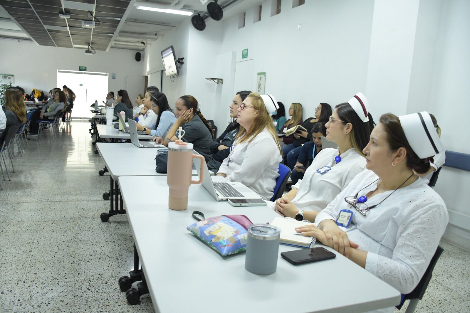 Curso para atención humanizada a población LGBTIQ+ Foto: alcaldía de Medellín.