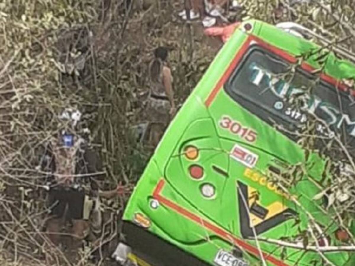 15 personas lesionadas en accidente en la vía Palmira-El Cerrito