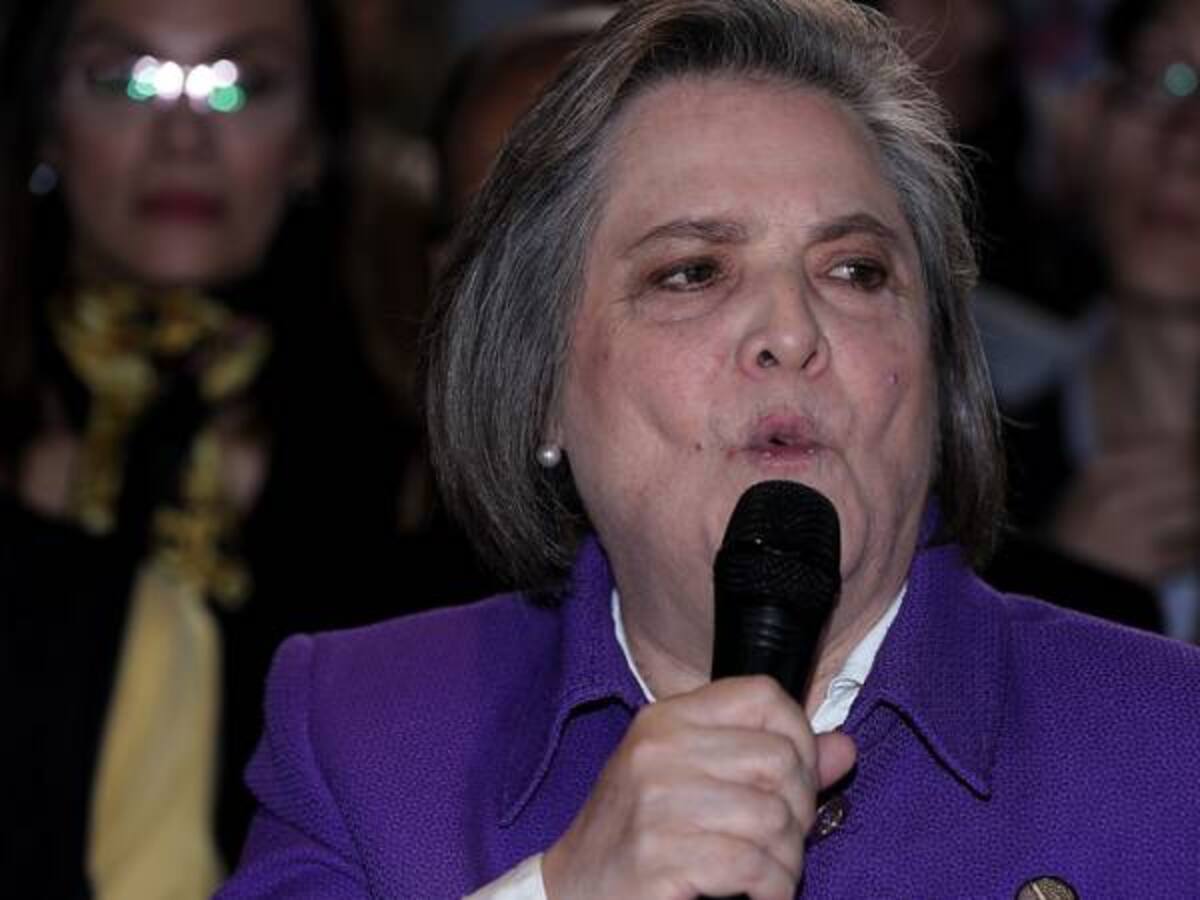 Clara López se aparta de la coalición de la izquierda e irá sola a la primera vuelta
