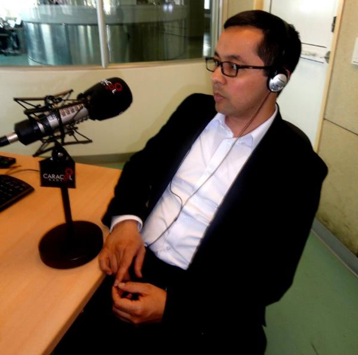 Oscar Yesid Aparicio, Teórico en familia y Doctor en filosofía. Invitado a La Ventana