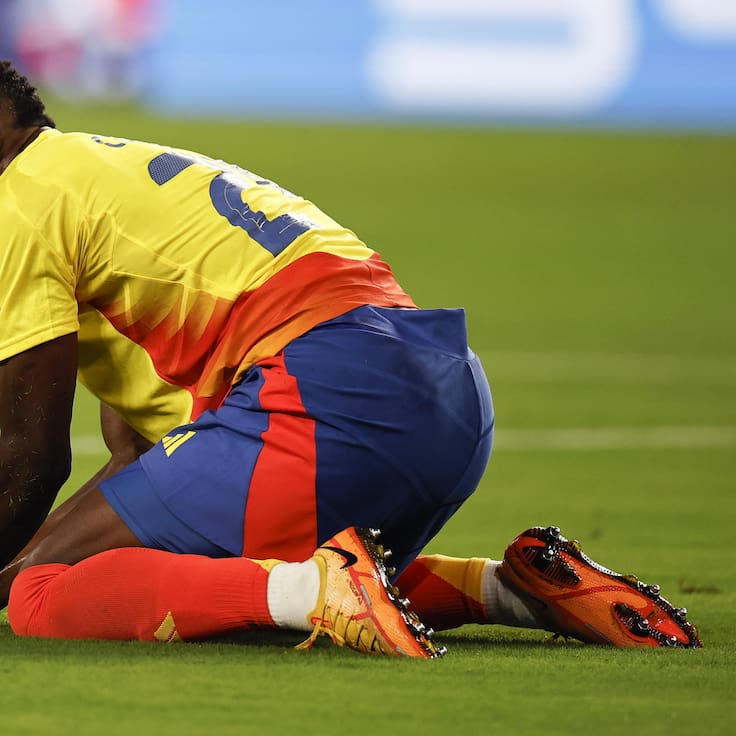 Miami Gardens (United States), 15/07/2024.- Jhon Cordoba of Colombia reacts after failing a goal attempt during the CONMEBOL Copa America 2024 final against Argentina, in Miami Gardens, Florida, USA, 14 July 2024. EFE/EPA/CJ GUNTHER