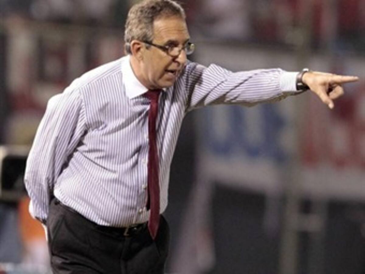 Paraguay pierde a Pelusso, el segundo técnico que deja la selección en la eliminatoria