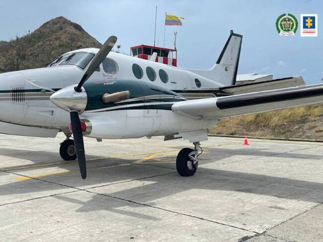 La aeronave, que habría despegado desde el areopuerto de Guaymaral de Bogotá, cargaba 446 kilos de cocaína.