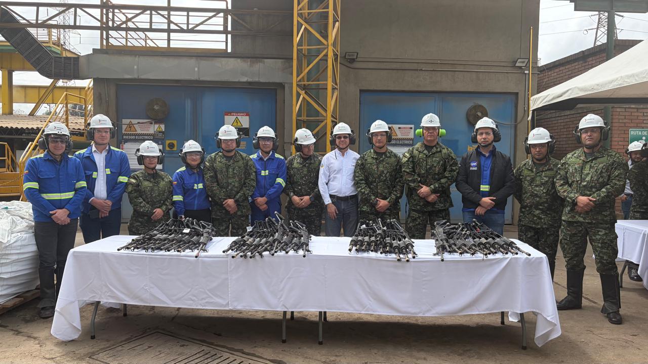 El Ejército fundirá 100 toneladas de armas en DIACO destinado a la construcción de vivienda