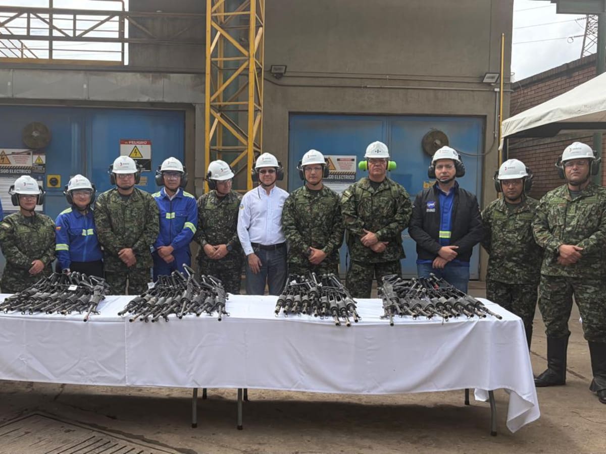 El Ejército fundirá 100 toneladas de armas en DIACO destinado a la construcción de vivienda