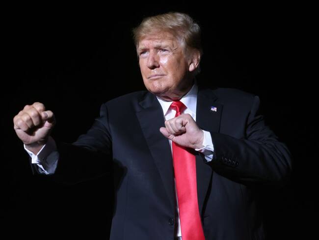 Trump califica de "geniales" las acciones de Putin en Ucrania