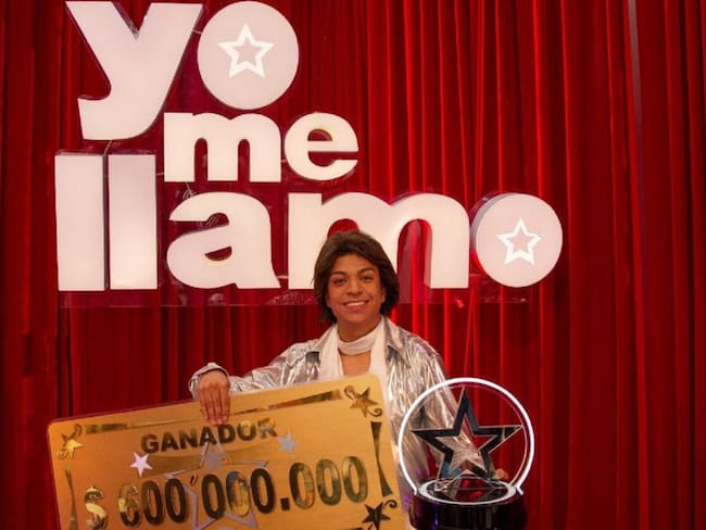 Con lágrimas, Roberto Carlos de ‘Yo Me Llamo’ se quedó con el premio mayor
