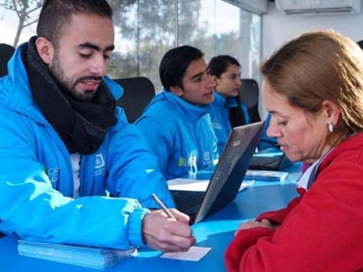 Sec. de Educación renueva subsidios de transporte escolar para el 2023
