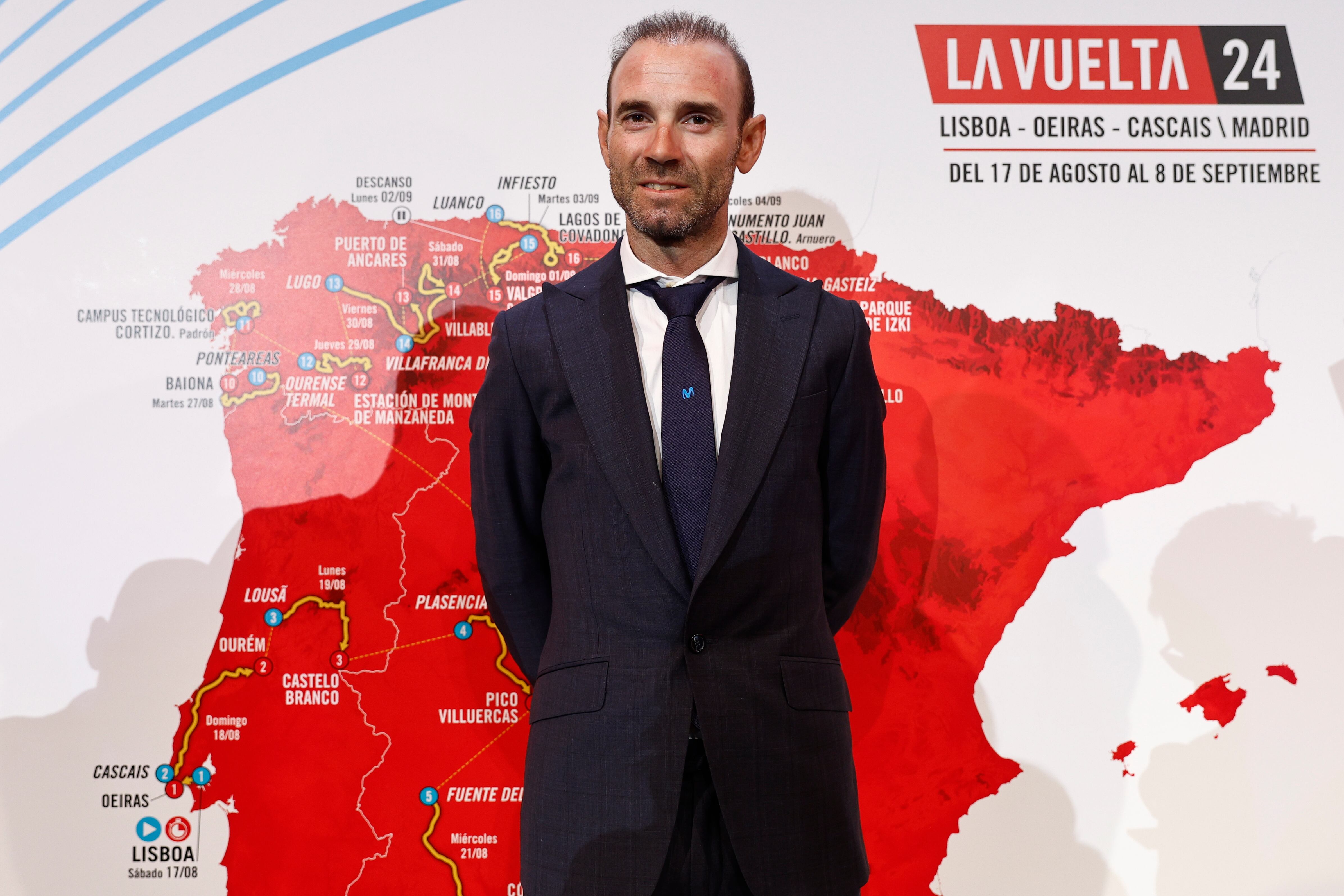 El ciclista Alejandro Valverde participa de la presentación del recorrido de La Vuelta 2024. EFE/ Rodrigo Jiménez