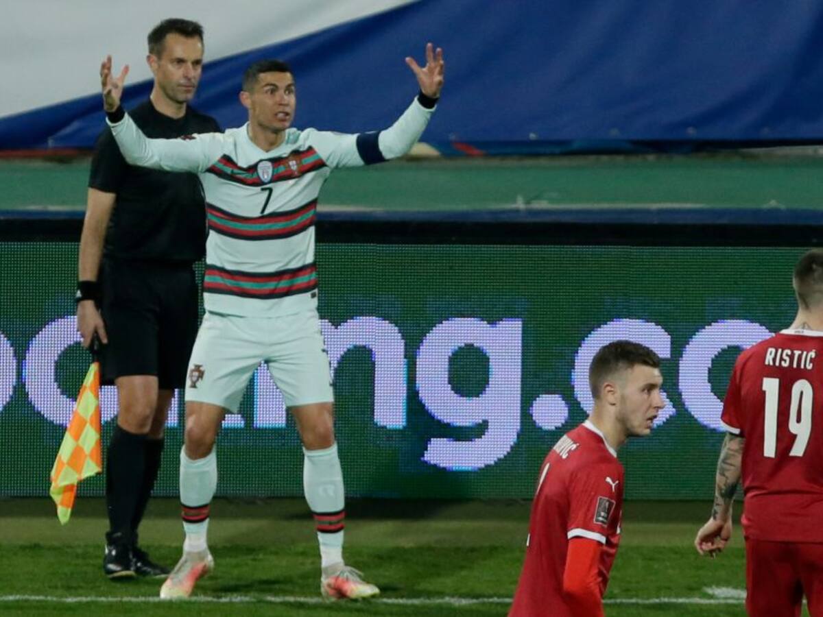 Juez de línea que no concedió gol de Cristiano se perderá la Eurocopa