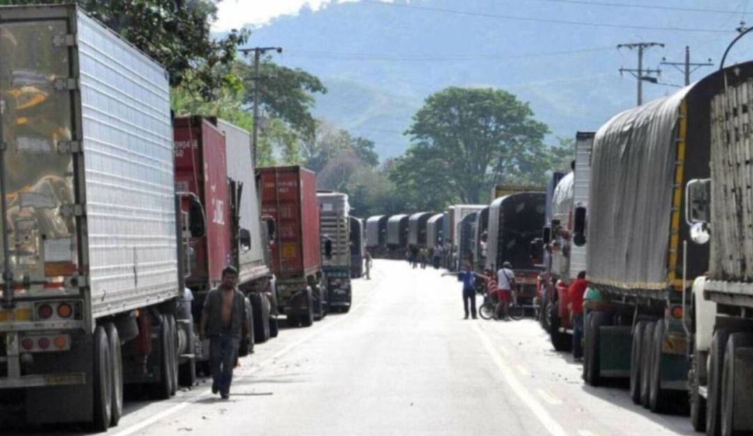 Incomunicados los departamentos de Risaralda y Chocó.