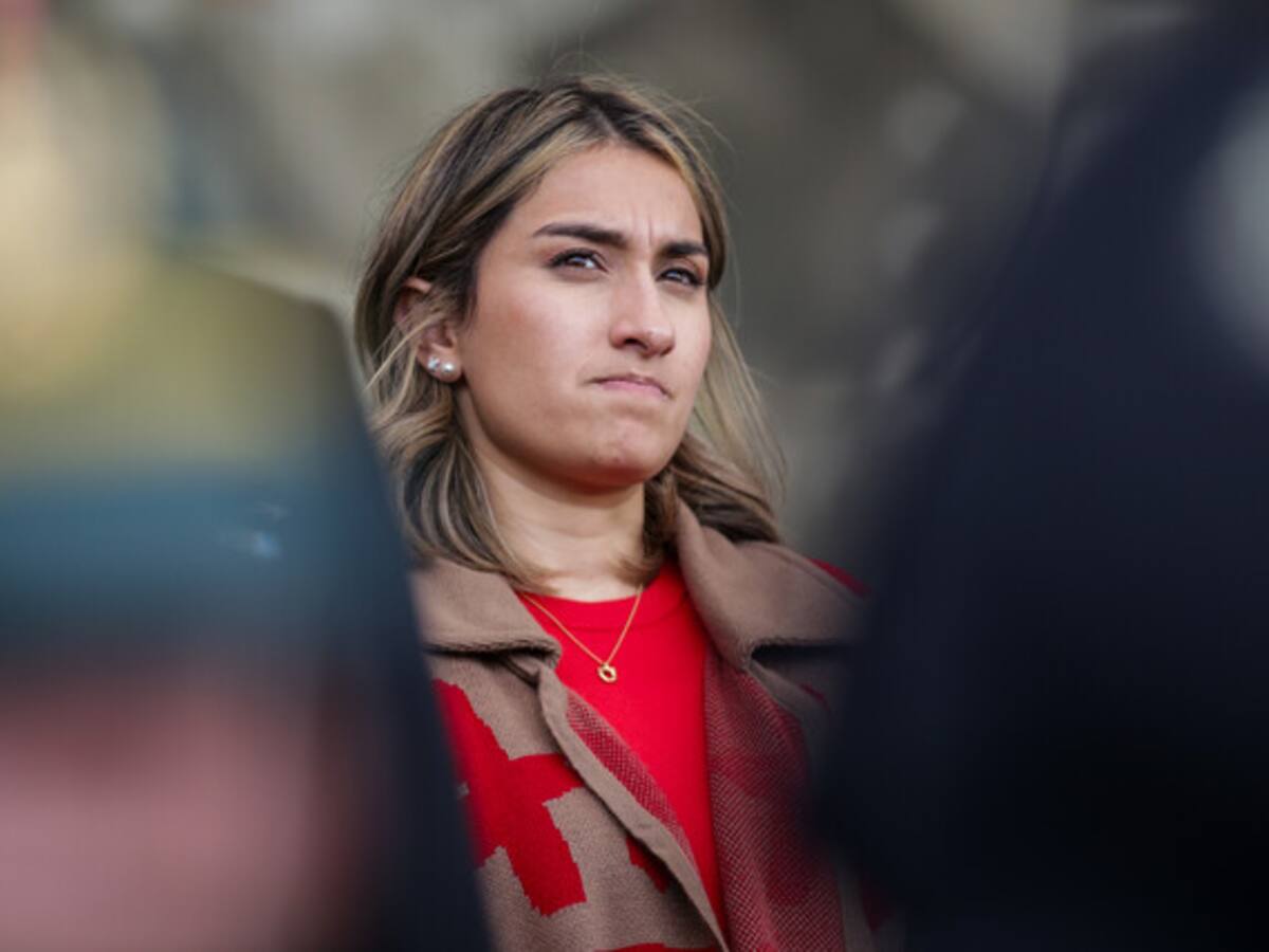 Al Oído: Laura Sarabia no se va, jaque mate a quienes, desde adentro, quieren su silla