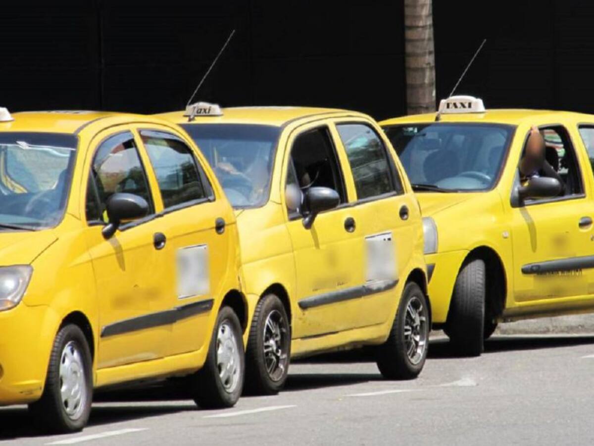 A partir del 1 de febrero rotará el pico y placa para taxis en Medellín