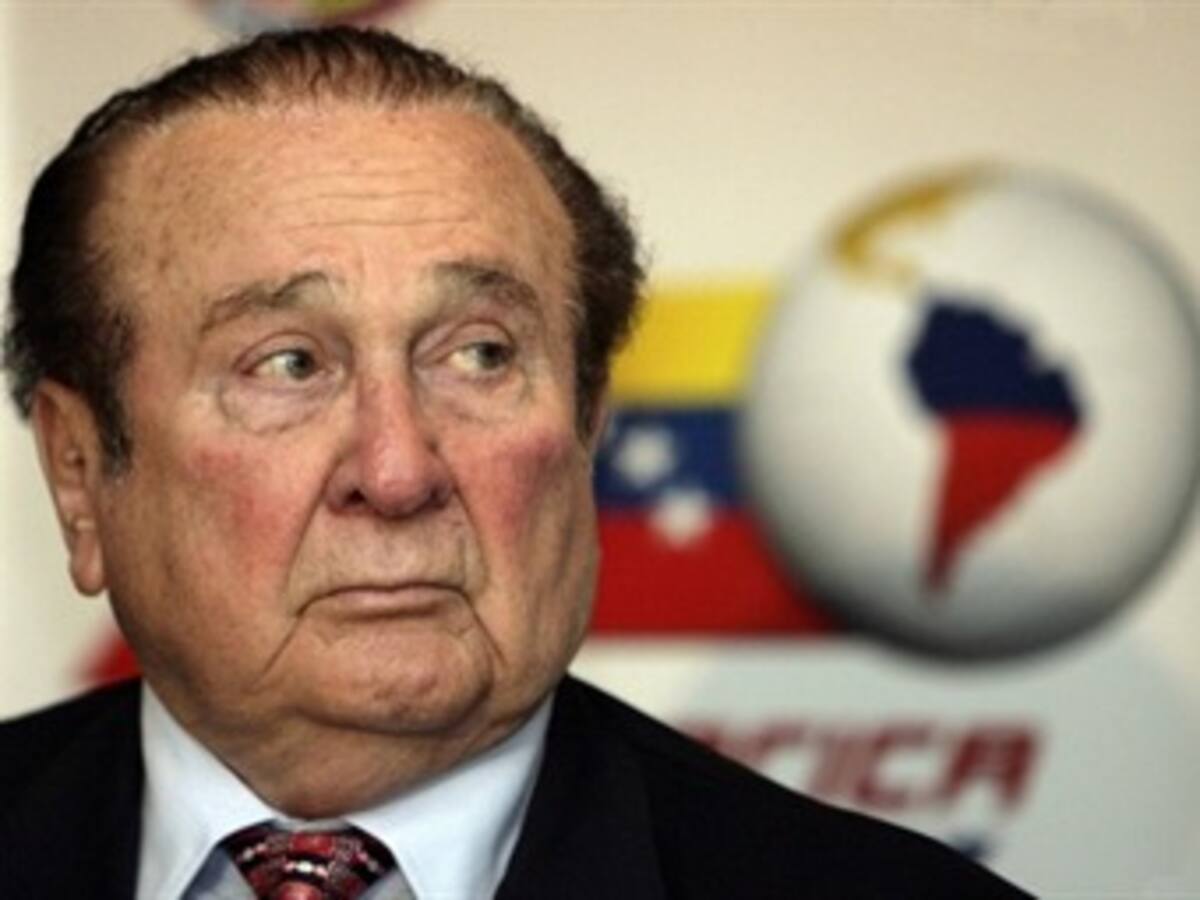 Leoz rechaza acusaciones de supuesto soborno para designación de Qatar 2022