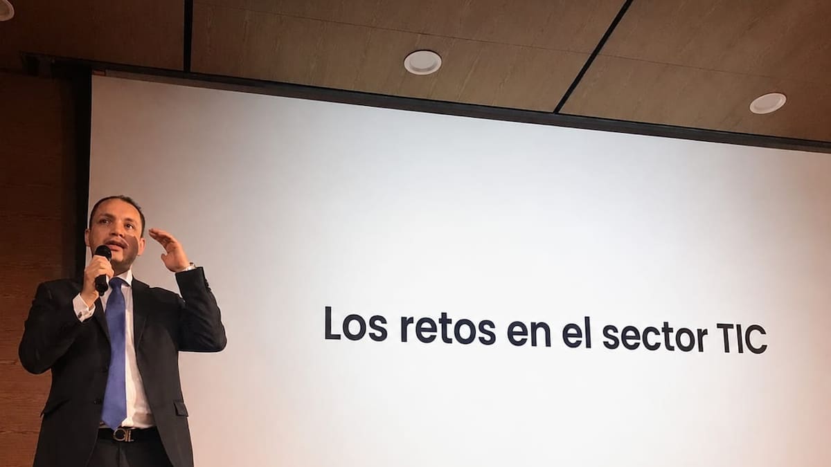 Algunos retos TIC del nuevo gobierno: Conectividad y globalización de contenidos según expertos