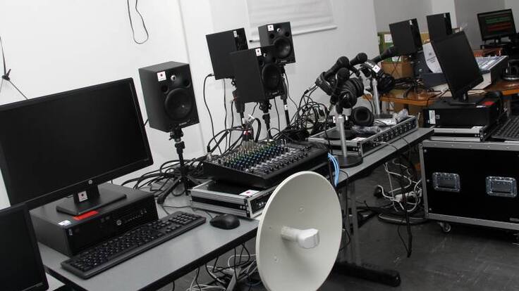 ¿Se pronunciará Asomedios sobre las 31 emisoras que el Gobierno entregará a las Farc?