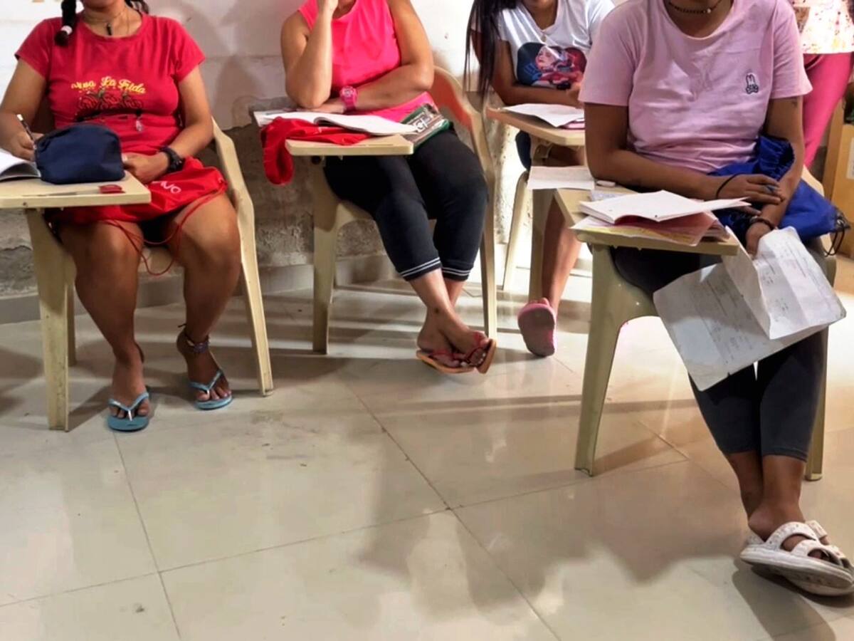 Internas de la Cárcel de Mujeres inician nueva vida con estudios técnicos profesionales