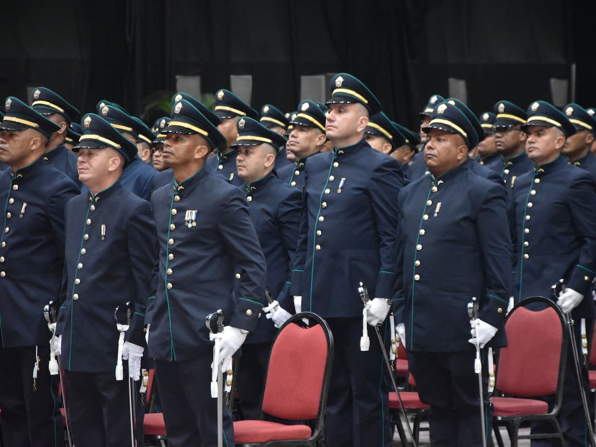 368 policías ascendieron en Cartagena durante ceremonia de la Policía Nacional