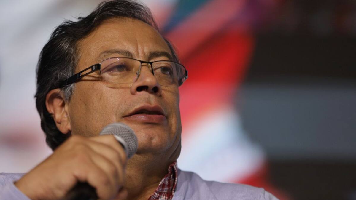 Petro no cierra la puerta al expresidente Gaviria y al Partido Liberal