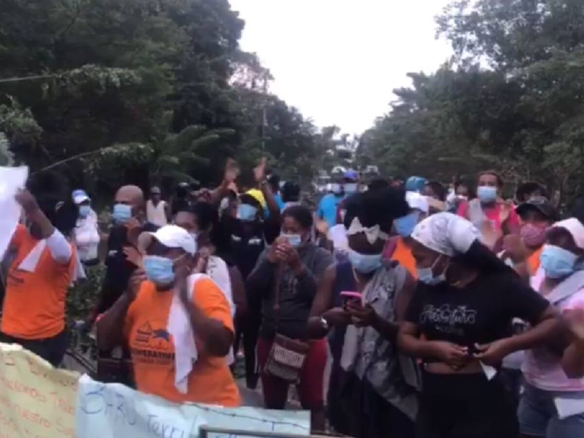 Nativos de Barú protestan por restricciones de la Alcaldía en Cholón