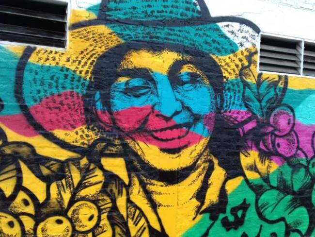 Mural como homenaje a la mujer cafetera en Quindío en día nacional del Café