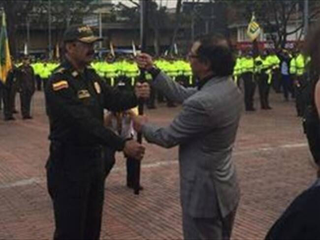 Petro pidió que a diario llamen a lista policías de Transmilenio