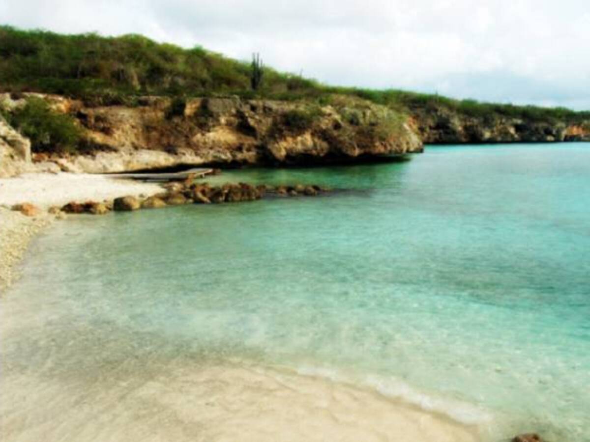 Policía anuncia mayor control en playas de Santa Marta tras masivo asalto a turistas