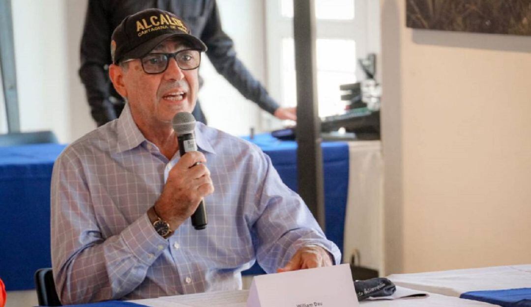 Según el mandatario, el empresario Alfonso Hilsaca convocó supuestamente a los alcaldes para decirles que no se metieran en el tema