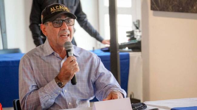 Según el mandatario, el empresario Alfonso Hilsaca convocó supuestamente a los alcaldes para decirles que no se metieran en el tema