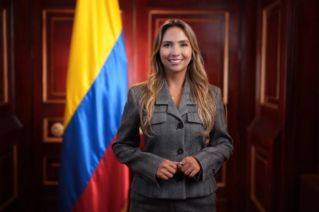 La representante a la Cámara por Risaralda, Franyela Bermúdez Serna, busca impulsar este proyecto de ley para el bienestar de los animales de compañía en los hogares más vulnerables. Foto Congreso de la República.