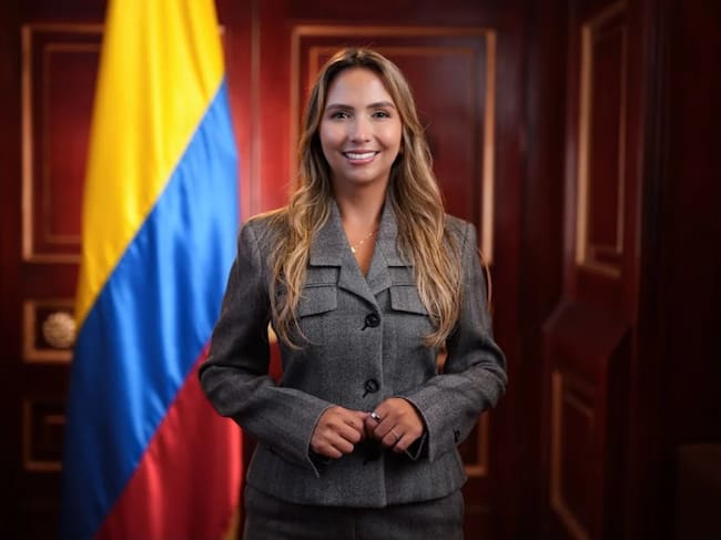 La representante a la Cámara por Risaralda, Franyela Bermúdez Serna, busca impulsar este proyecto de ley para el bienestar de los animales de compañía en los hogares más vulnerables. Foto Congreso de la República.