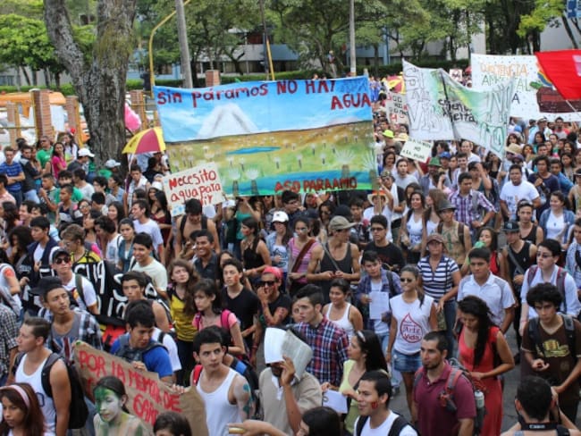 ONU destaca el compromiso de jóvenes de México y Colombia con medioambiente