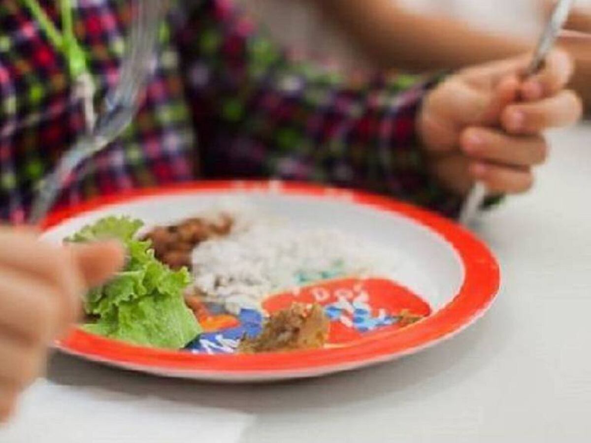 Crédito: Foto de referencia de alimentación escolar. Foto: Getty Images (Thot).