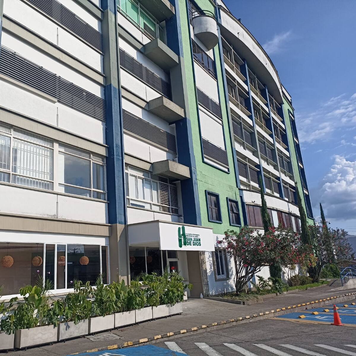 Hospital San Juan de Dios, Armenia atiende con normalidad usuarios de Sanitas y Nueva EPS