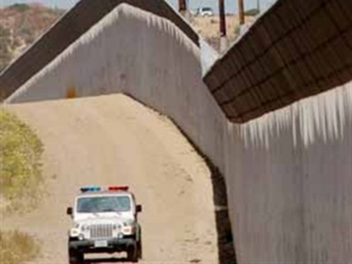 EE.UU. anuncia plan para mejorar la seguridad en la frontera con México