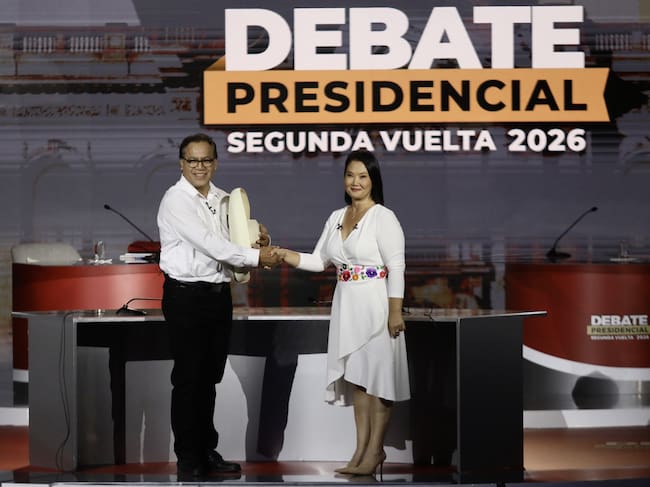 Debate presidencial previo a las elecciones en Perú. Roberto Sánchez (Izquierda) Keiko Fujimori (Derecha): Getty Images.