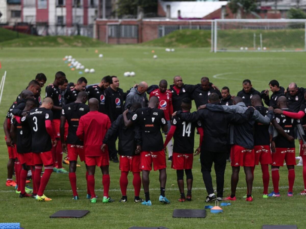 América se pone a punto en Bogotá y prepara cuadrangular amistoso