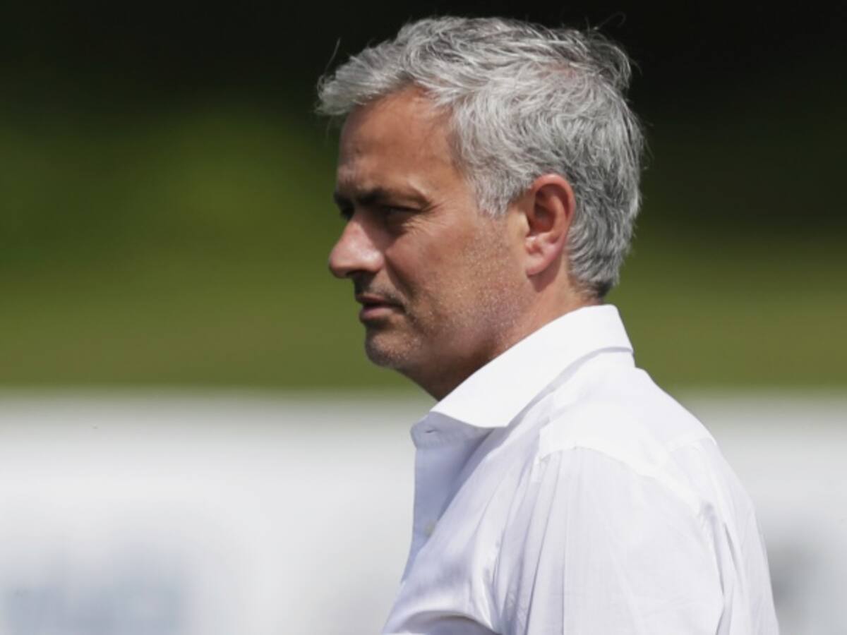 Mourinho, sorprendido por el "teatro" de los ingleses