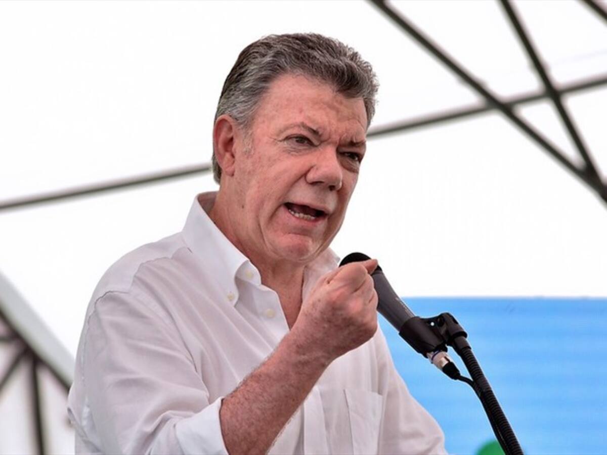 Santos hizo un llamado a los partidos para que promuevan unas elecciones pacíficas
