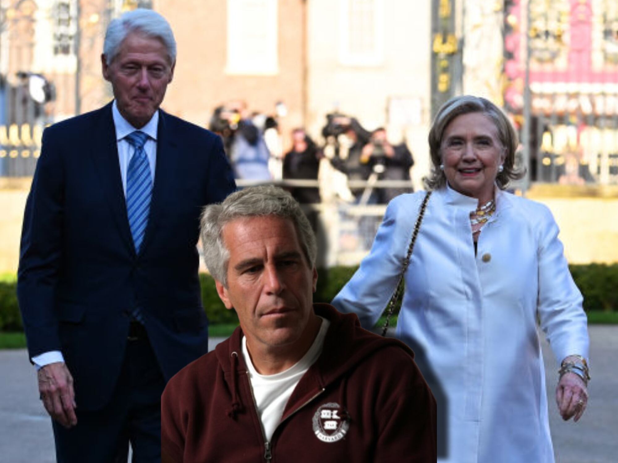 Bill Clinton y Hillary Clinton. Al frente, Jeffrey Epstein. Fotos: Getty Images.